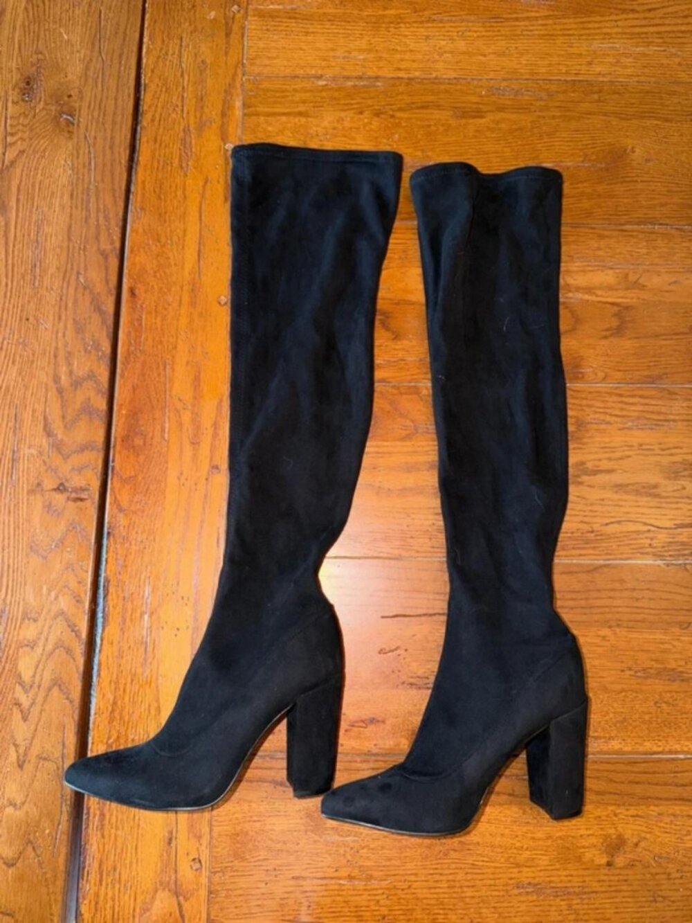 heeled boots